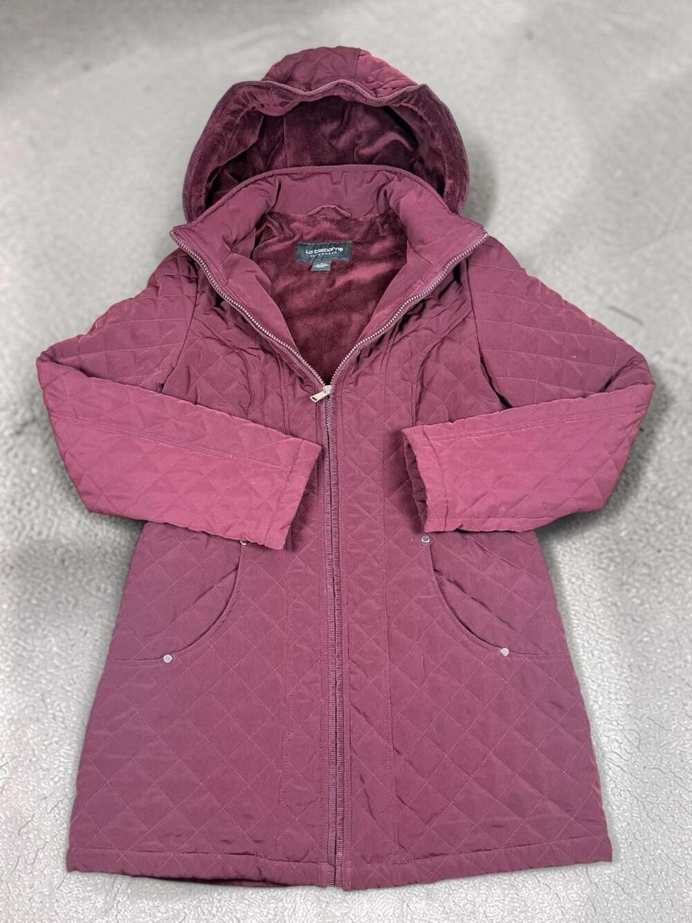 Womens Liz Claiborne Quilted Hooded Jacket Size M Burgundy Faux Fur Lined